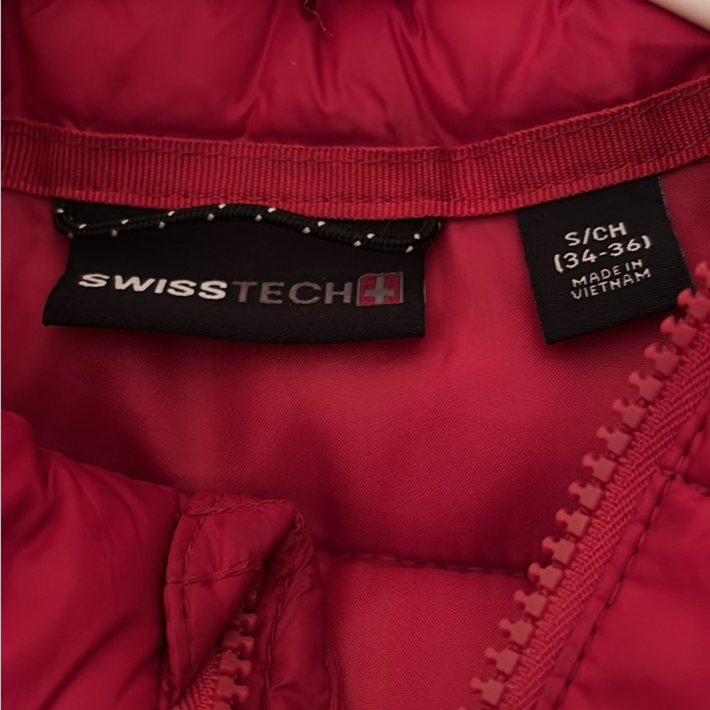 Swiss Tech Cherry Red Jacket - Picture 3 of 3